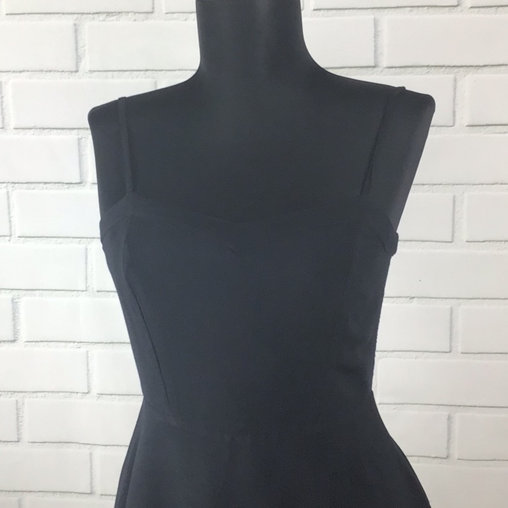 Little black dress - Picture 4 of 5